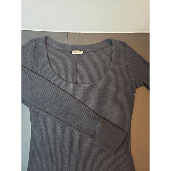 Faherty Tops - Faherty Monroe Black Scoop Neck Ribbed  Bodysuit Size M Long Sleeve Pullover